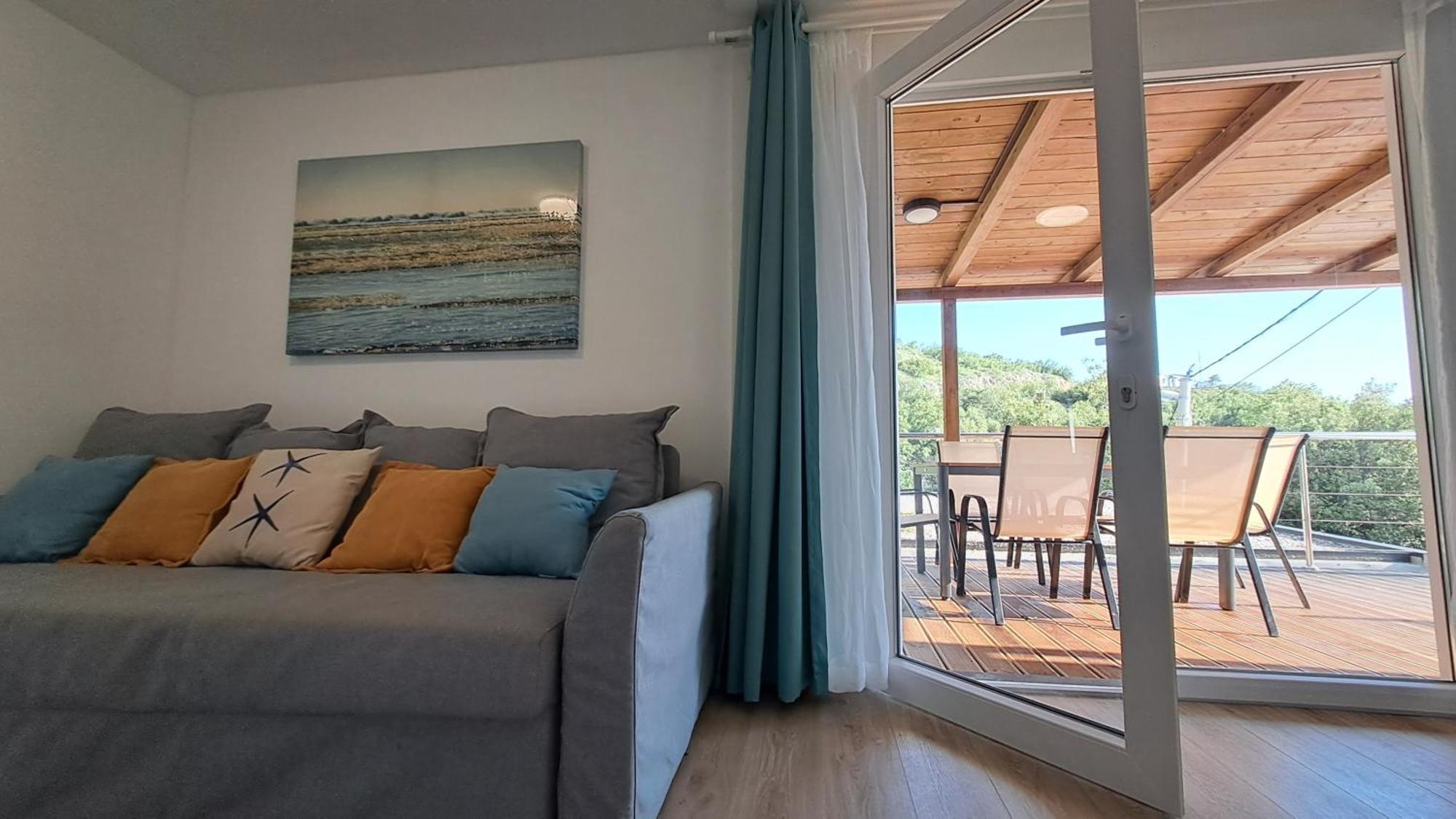Boora Glamp Experience & Heated Infinity Pool Hotel Senj  Room photo