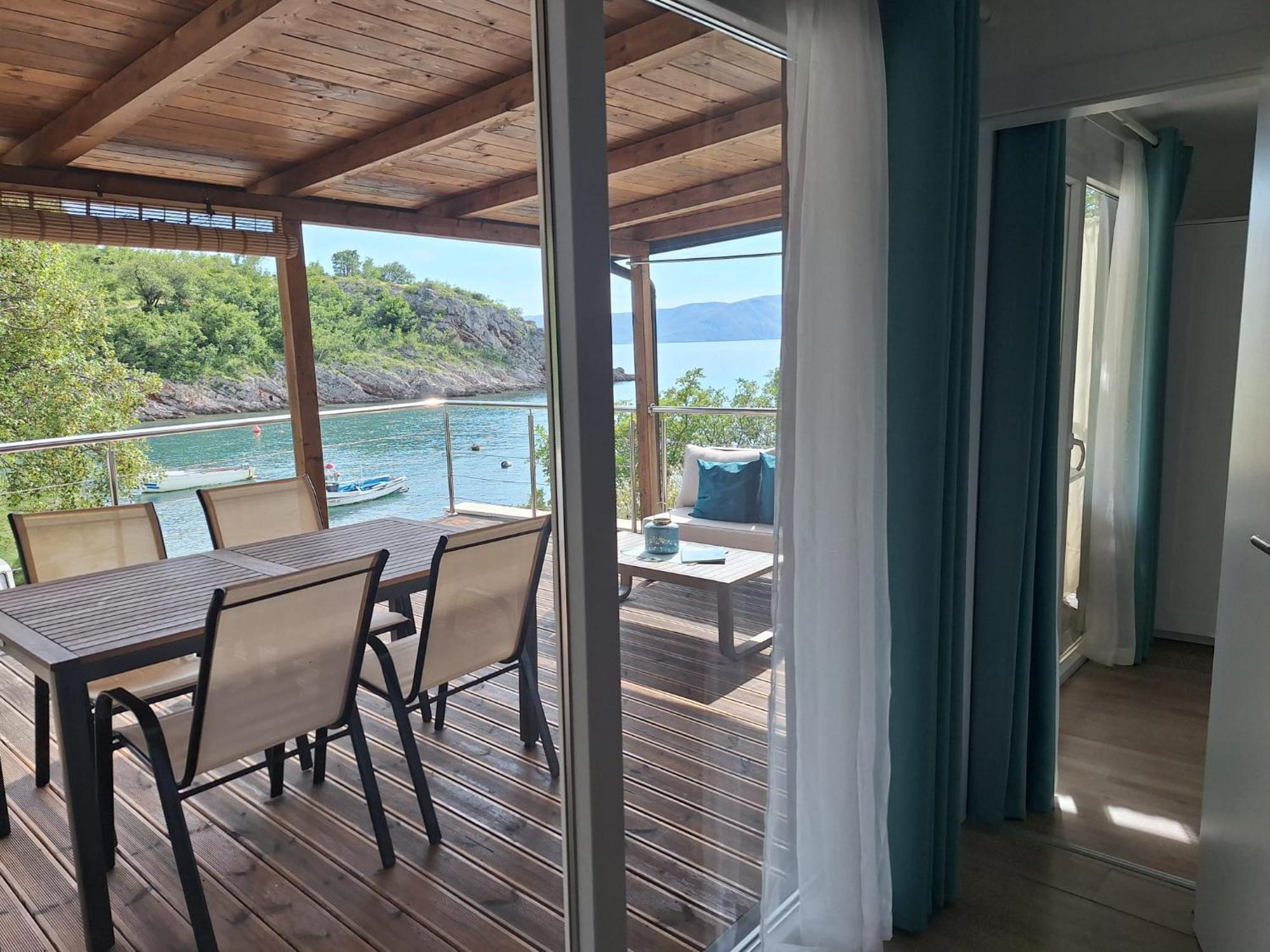 Boora Glamp Experience & Heated Infinity Pool Hotel Senj  Room photo