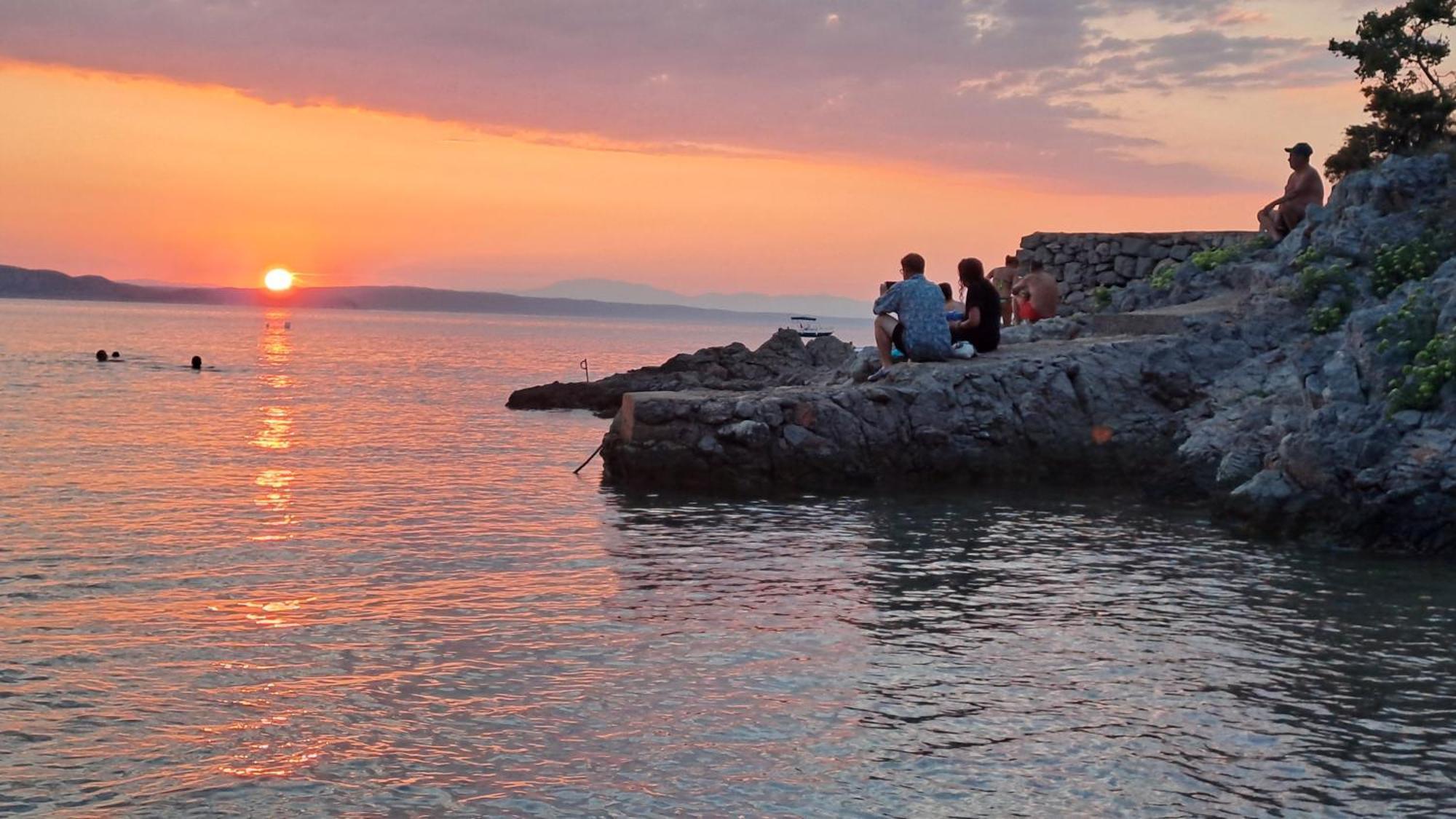 Boora Glamp Experience & Heated Infinity Pool Hotel Senj  Exterior photo